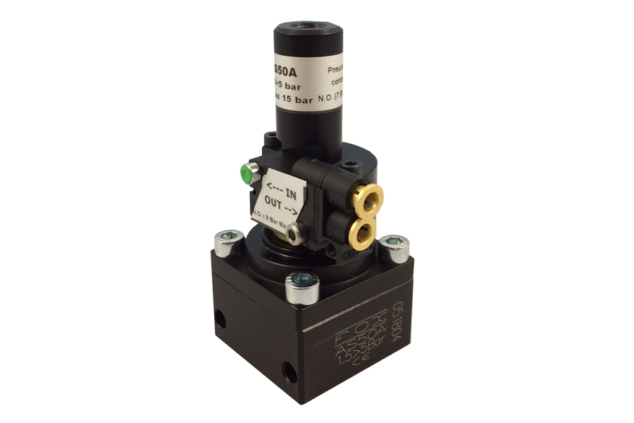 Pneumatic pressure switches